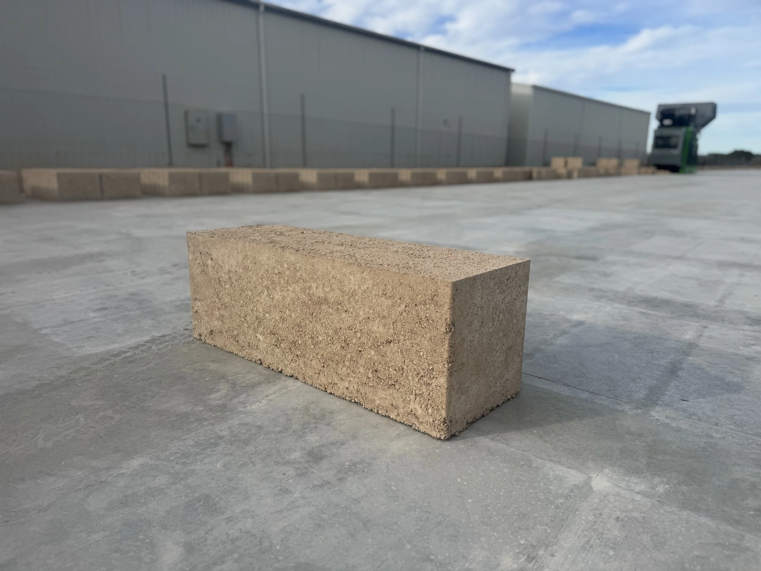 Standard Retaining Block
